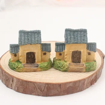 El yapımı Yeni Tasarım Mini Renkli Ev Köy Reçine Figürinler  3