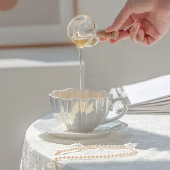 Petal kahve fincanı ve tabak seti Bardak ıns yüksek renk seramik su bardağı high-end niş tasarım duygusu peri kız  5
