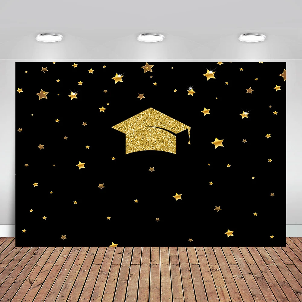 Altın Mezuniyet Şapka Fotoğraf Işıltılı Yıldız Siyah Stüdyo Arka Plan Öğrenci Mezuniyet Partisi fotoğraf kabini Sahne